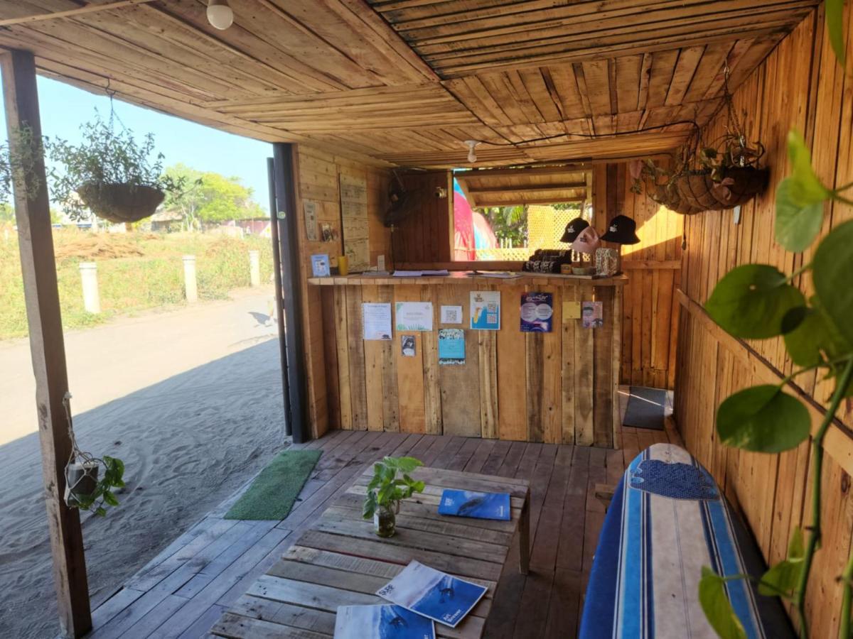 El Paredón Buena Vista Green Belly Surf Hostel מראה חיצוני תמונה